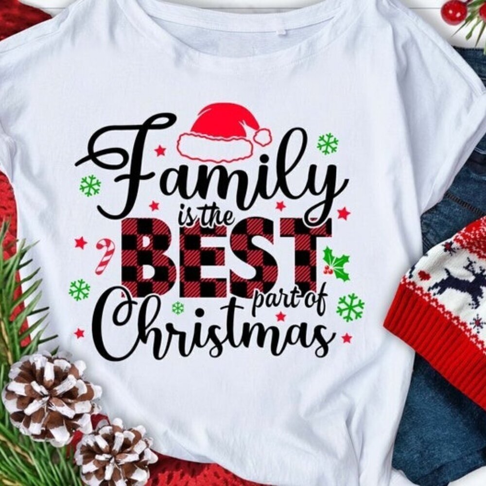Family Is Best Part Of Christmas Holiday Quote Cozy Gift T-Shirt